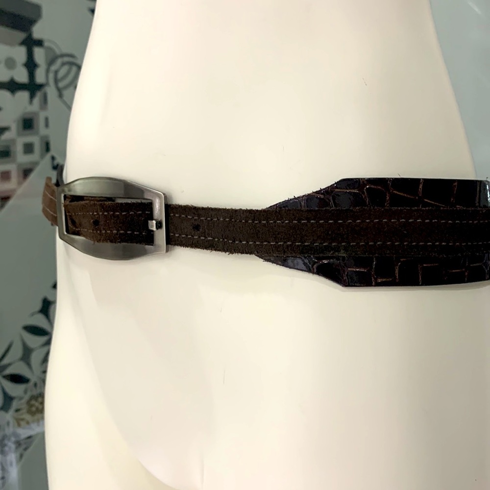 Made in🇨🇦Buffalo 💯% Crocodile Embossed Leather/Suede Belt - Picture 6 of 13